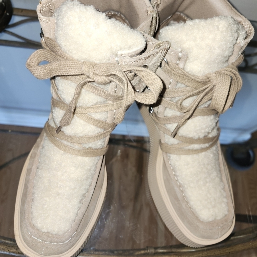 Dolce Vita Cozy Tan Shearling Women's Boots